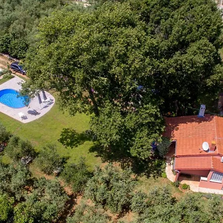 Country house Country Milojevic Medulin